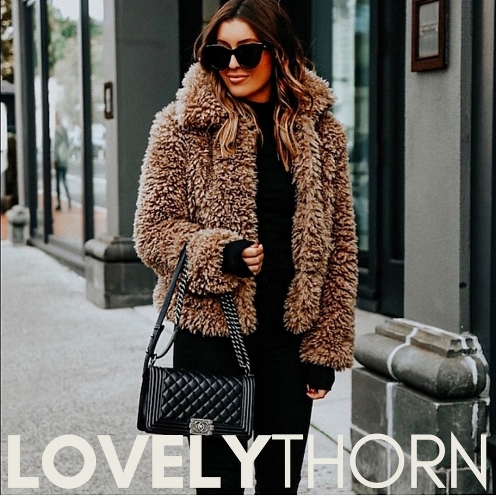 ZARA // tan super soft teddy faux fur snap button front patch pocket crop jacket